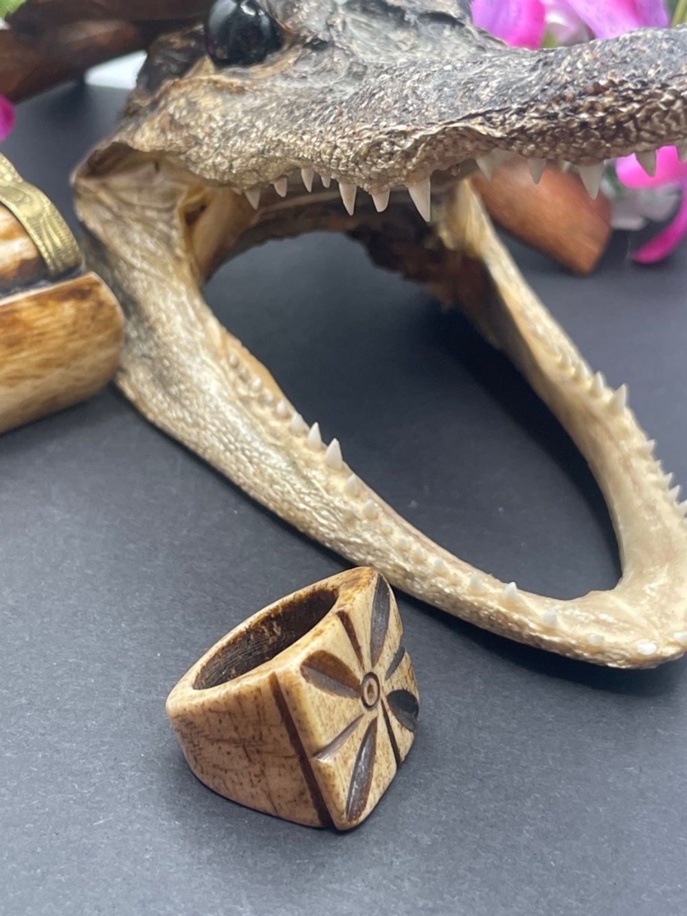 Carved bone ring vintage size 7
